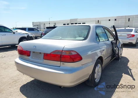 1998 Honda Accord Lx V6 from USA, damaged, VIN 1HGCG1647WA044039